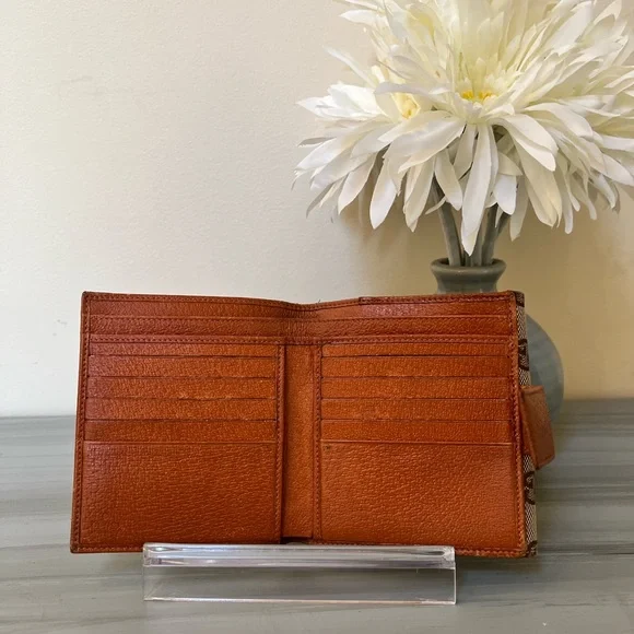 Gucci Bifold Wallet - Picture 4 of 7